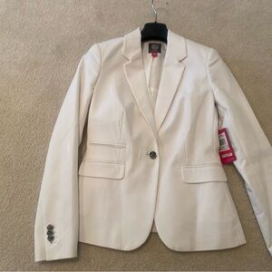 Vince Camuto white  blazer new with tags